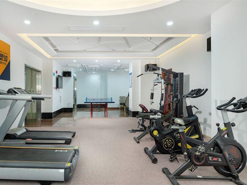 Kyriad Marvelous Hotel Dongguan Changan Light Rail Station Bagian luar foto